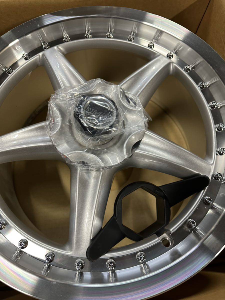 当時物 倉庫発掘ホイール ブリヂストン SIEG VT-R 17インチ8j 114.3 5H +32 未使用2本セット_画像8