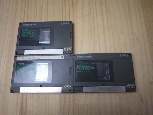 送料無料　中古　DCCテープ　3本セット　_画像1