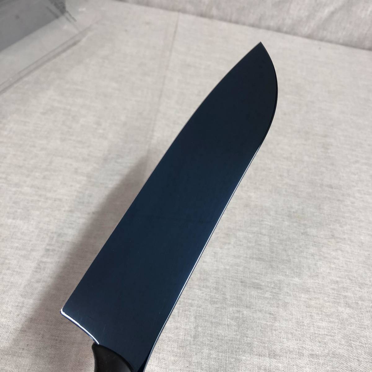 未使用SUMIKAMA (スミカマ) 霞 包丁 チタンコーティング 三徳包丁 日本製 18cm 包丁 錆びにくい 切れ味 発色 ブルー 関市製 KASUMI 22018/B_画像9