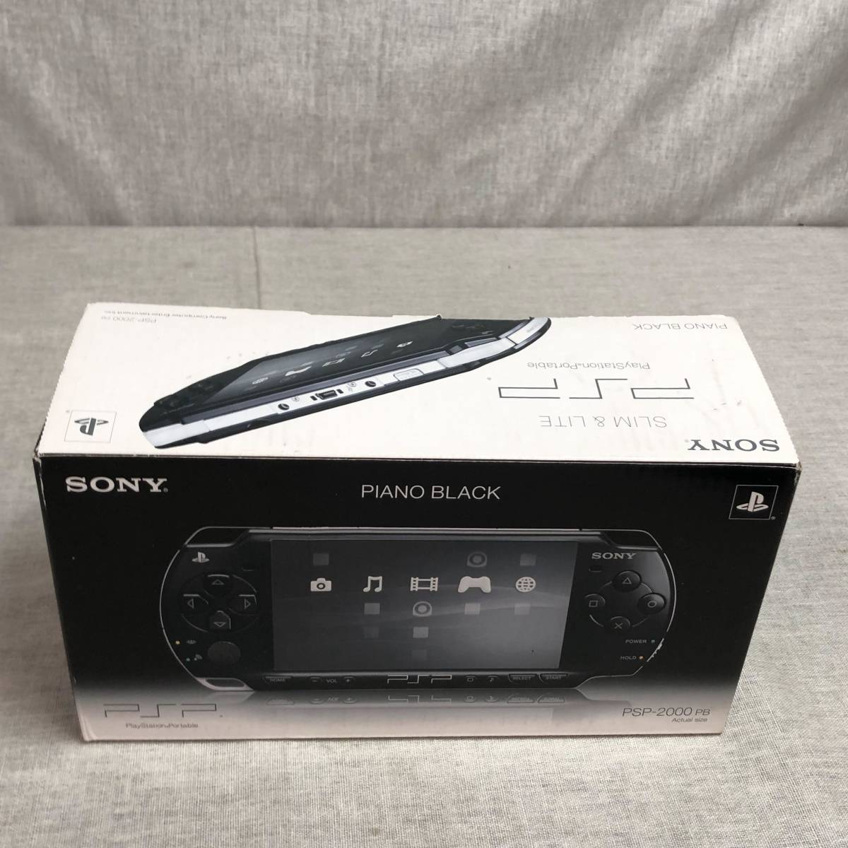 PSP「プレイステーション・ポータブル」 ピアノ・ブラック (PSP-2000PB) _画像1
