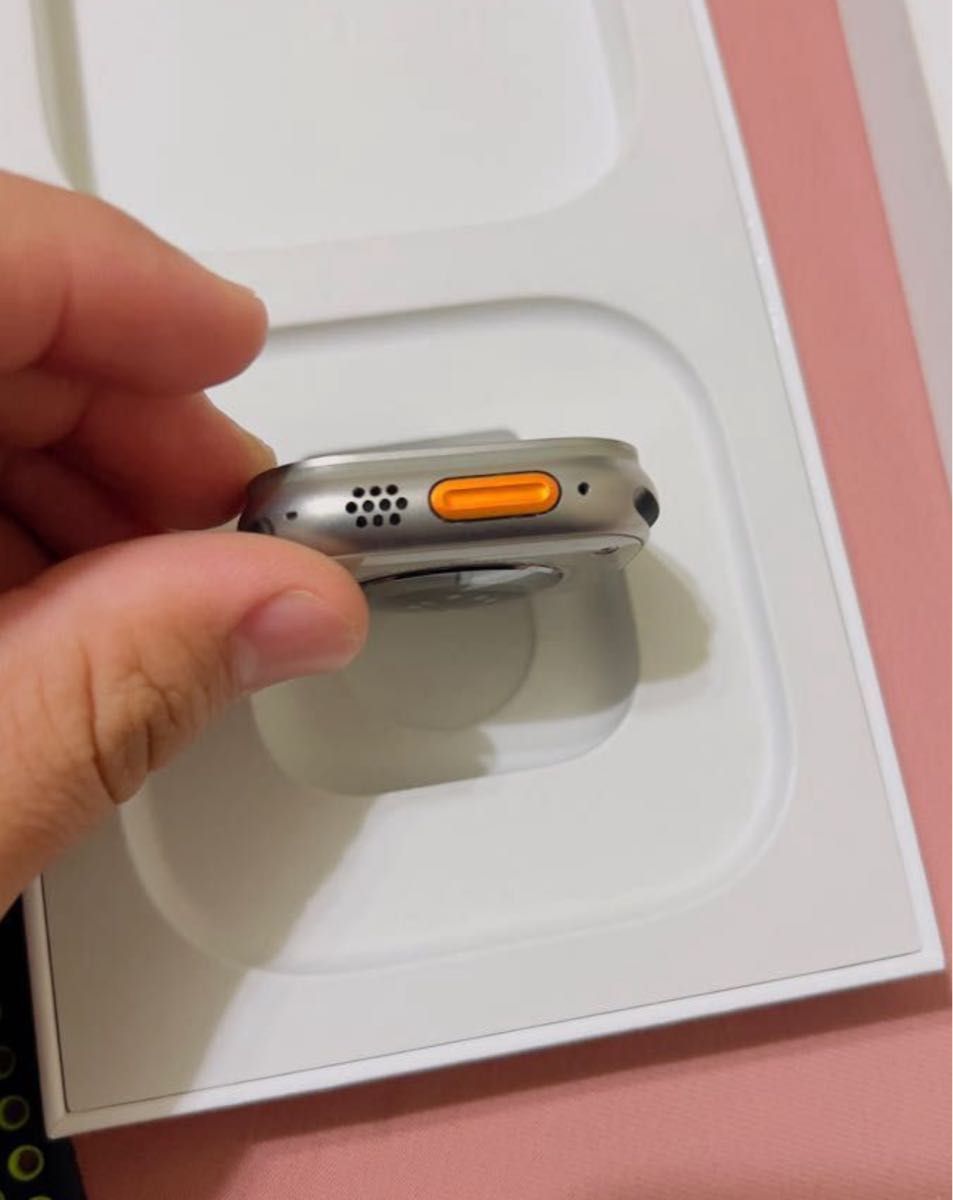 apple watch ultra 49mm titanium