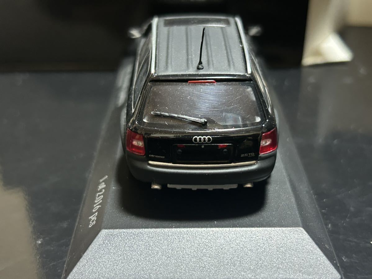 MINICHAMPS 1/43 Audi ALLROAD QUATTRO MISANOROT perleffekt 2001 RED ミニチャンプス　アウディ　クアトロ　レッド_画像8