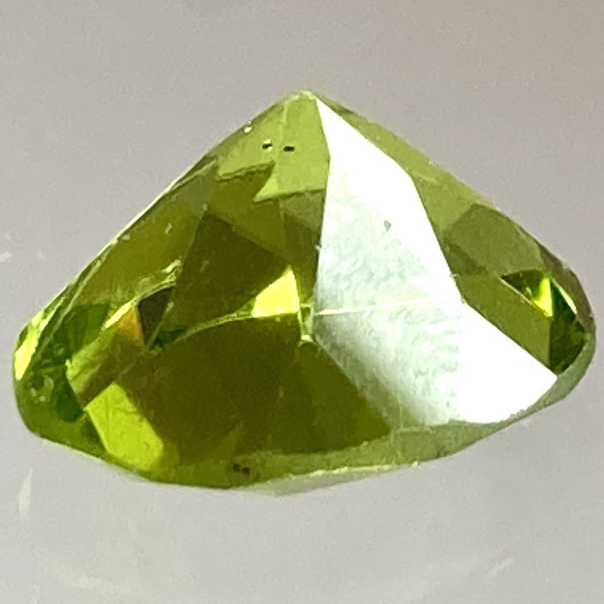 ［天然ペリドット2.123ct］N 約8.7×6.8mmソーティング付 ルース 裸石 perido宝石 ジュエリー jewerly _画像2