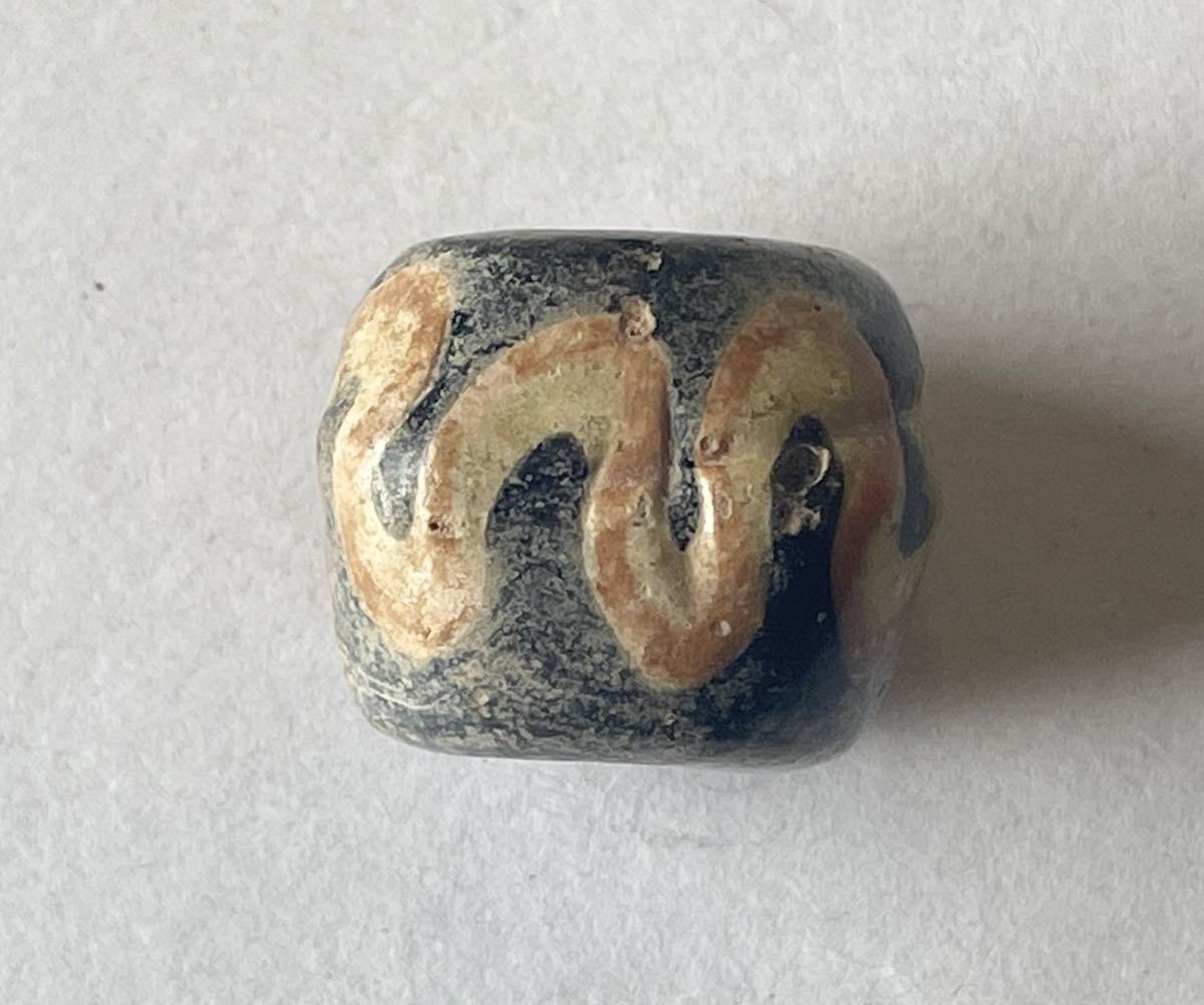 Venetian Glass Beads May Be Oldest European Artifacts Found in