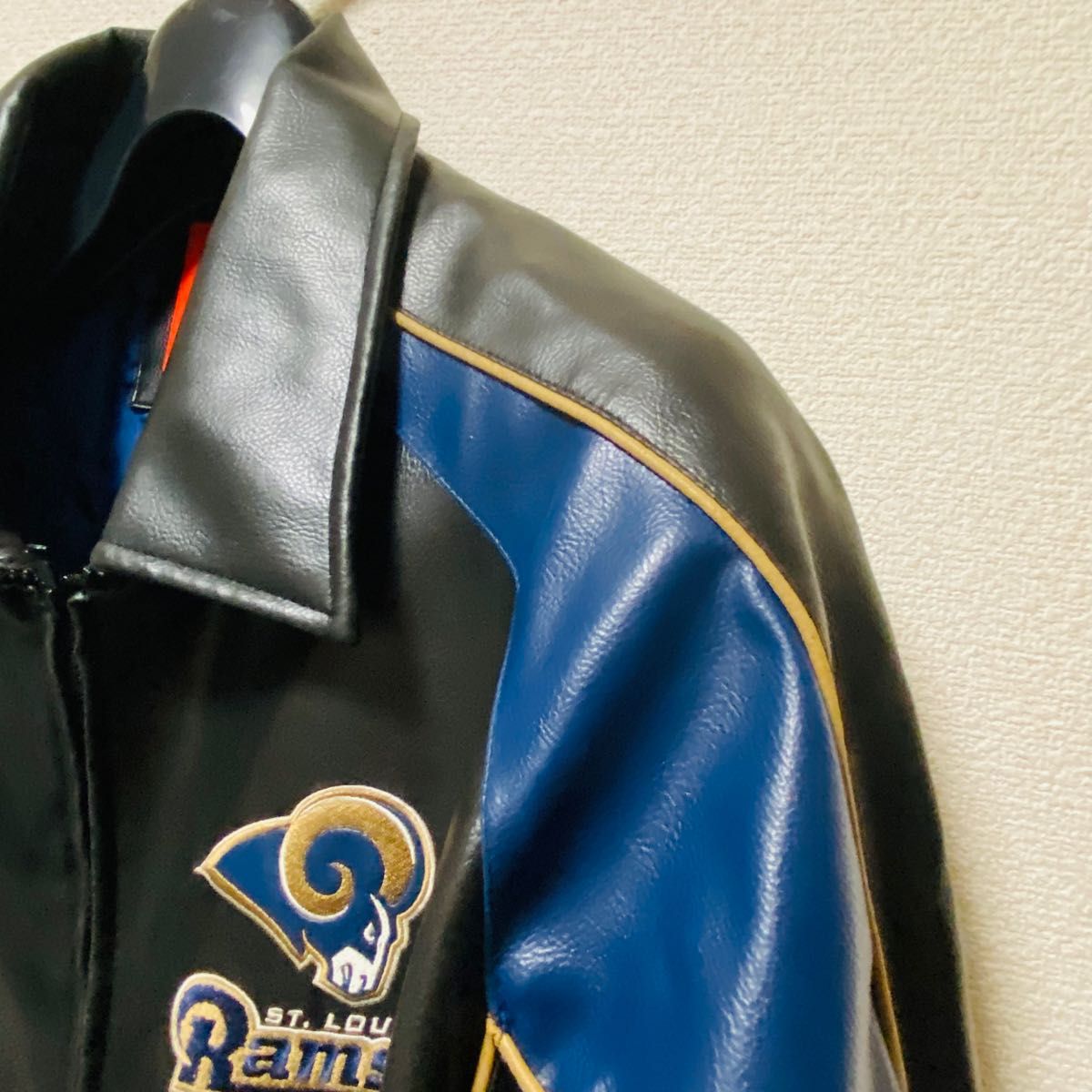 美品】NFL ST.LOUIS RAMS 本革 刺繍 スタジャン-