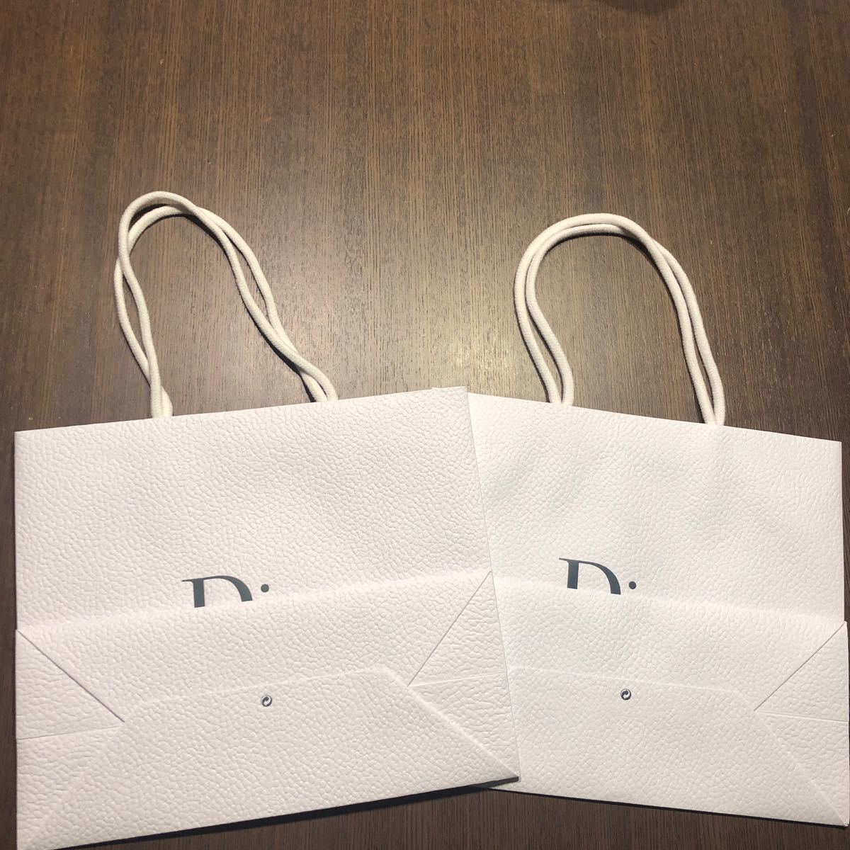送料込み　ディオール ショッパー　紙袋　ショップ袋　 Dior クリスチャンディオール　中サイズ　2枚_画像2