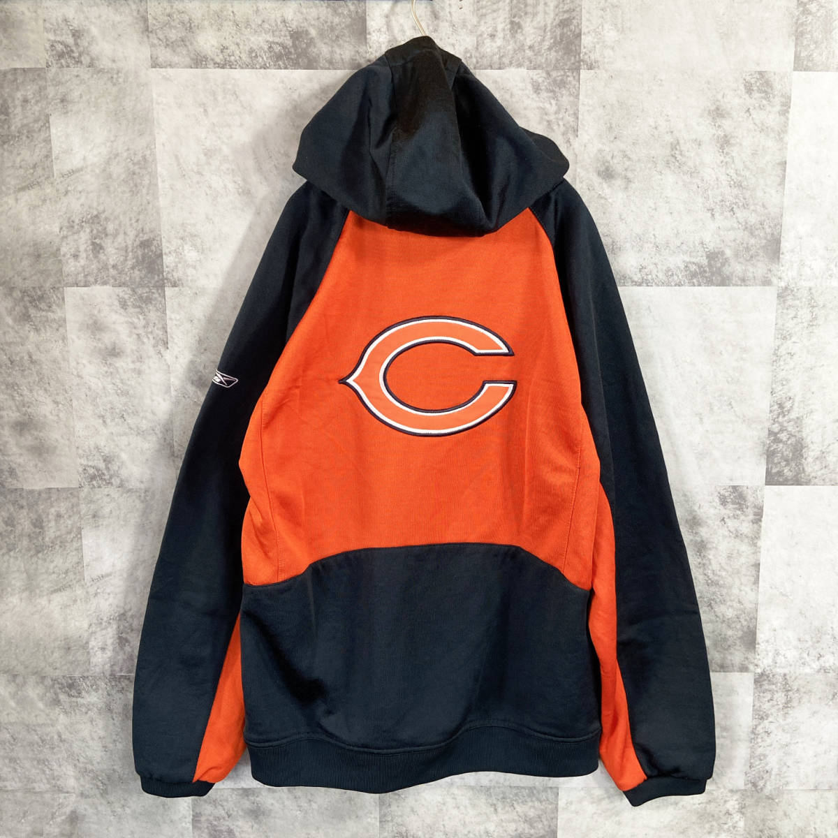 【USED】 リーボック NFL シカゴ ベアーズ BEARS プルオーバー パーカー 刺繍ロゴ 90s 00s USA 古着 ネイビー M (L相当) ☆送料無料☆