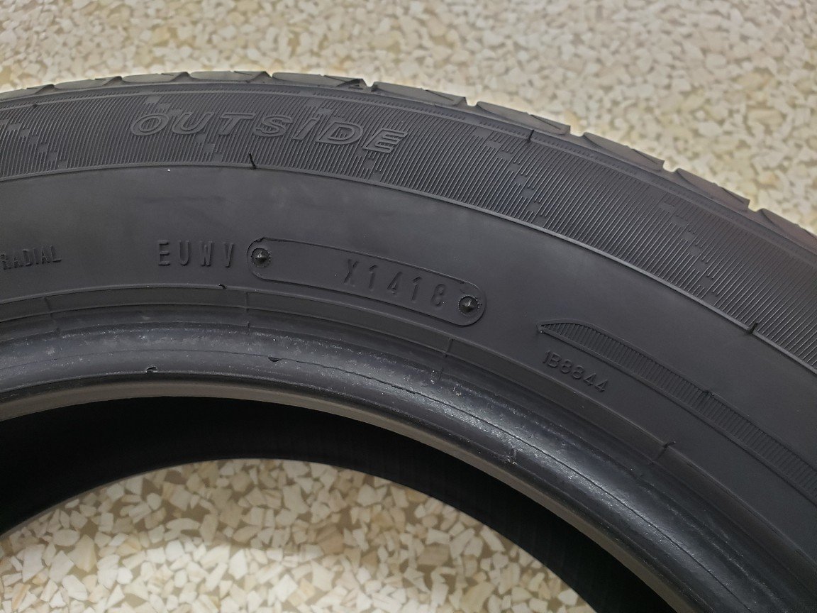 ◎外したて レアサイズ 195/60R16 195/60‐16 195-60-16 深溝 ENASAVE EC204 4本 セレナ ノート e-POWER ウィッシュ イスト 格安売り切り_画像9