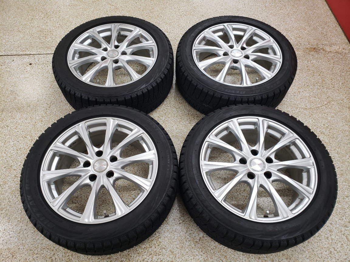 ◎すぐ使えます 良溝215/50R17 215/50-17 レヴォーグ プリウスα FKシビックサイズ 17inc 7j +48 114.3/5H ブリヂストン スタッドレス 4本_画像1