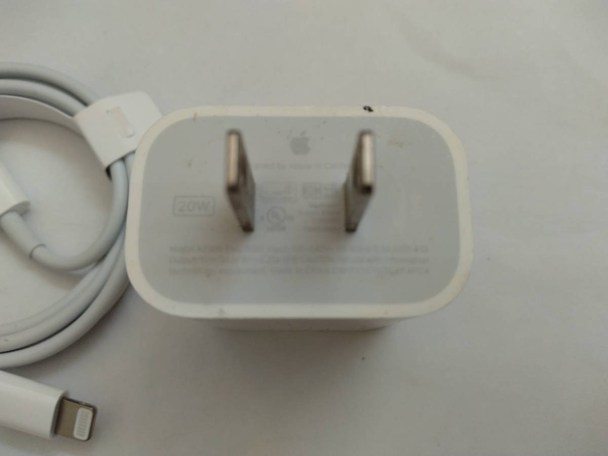 ■純正 Apple アップル 20W USB-C電源アダプタ a2305 emc 3597 USB-C - Lightning充電ケーブル 　　C　_画像3