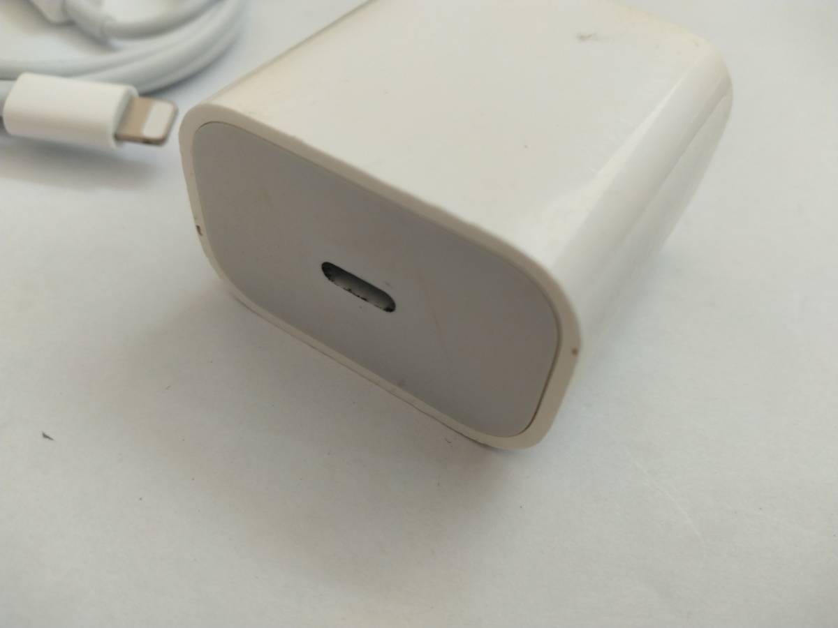 ■純正 Apple アップル 20W USB-C電源アダプタ a2305 emc 3597 USB-C - Lightning充電ケーブル 　　C　_画像4