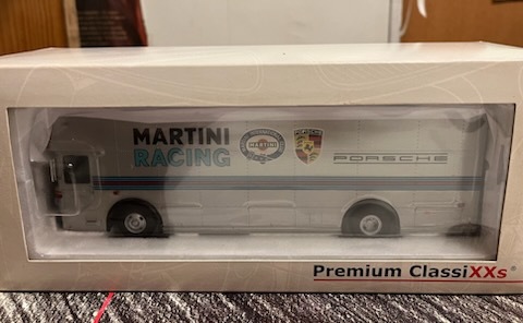 ●Premium ClassiXXs1/43プレミアムクラシックス//MERCEDES RACING TRANSPORTER/MARTINI PORSCHE/#12201/新品_画像2