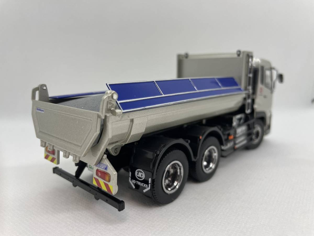 京商 1/43 大型ダンプカー模型 新時代の高積載ダンプカー UD TRUCKS QUON ゴールド J04-06-004_画像4