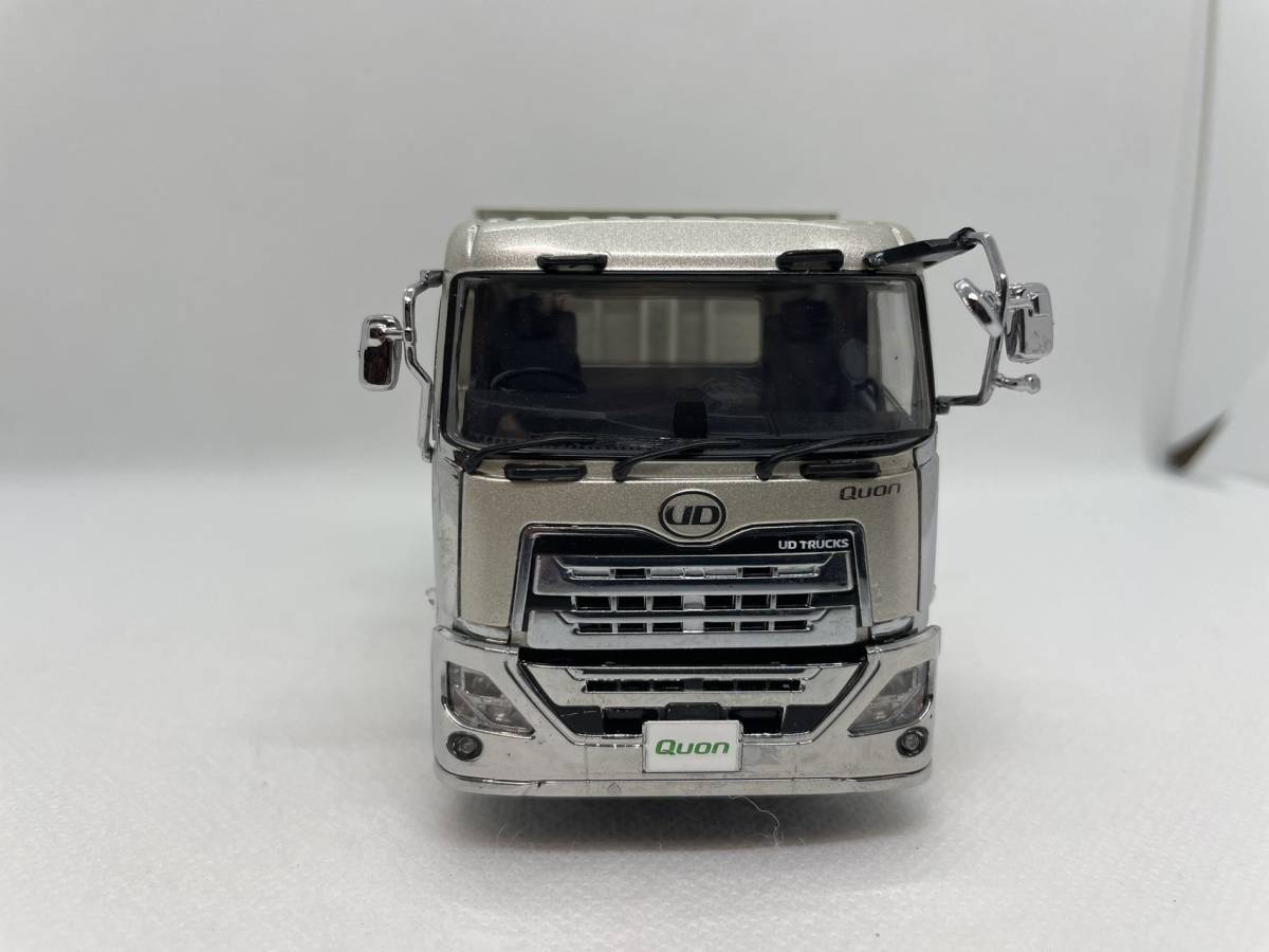 京商 1/43 大型ダンプカー模型 新時代の高積載ダンプカー UD TRUCKS QUON ゴールド J04-06-004_画像5