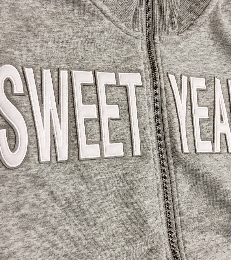 【サイズ選択】定価27500円★SWEET YEARS★トラックジャケット★ブラック　黒★SY40-8602SY★スウィートイヤーズ スイートイヤーズ_参考画像の別カラー