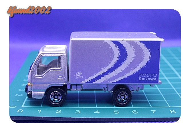 ISUZU　ELF　いすゞ　エルフ　佐川急便　営業トラック仕様　TOMY TOMICA　トミカ製　ミニカー_画像2