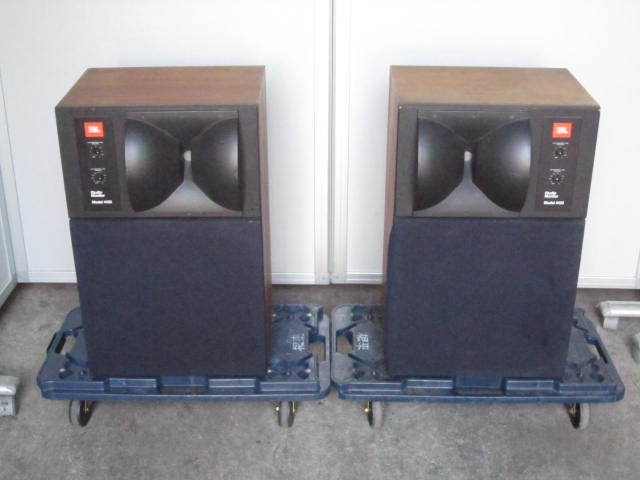 JBL speaker pair Studio Monitor MODEL 4425