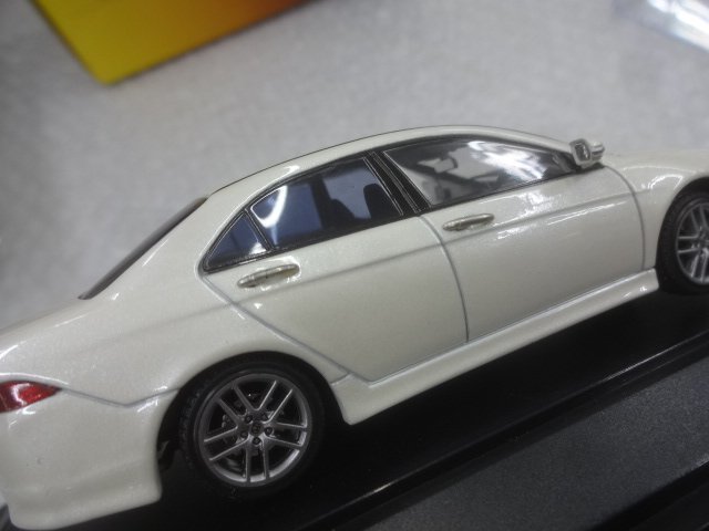 ★EBBRO エブロ 1/43 ホンダ アコード ユーロR ACCORD EURO R プレミアムホワイトパール premiumwhite P ミニカー フィギュア HOT!_画像7