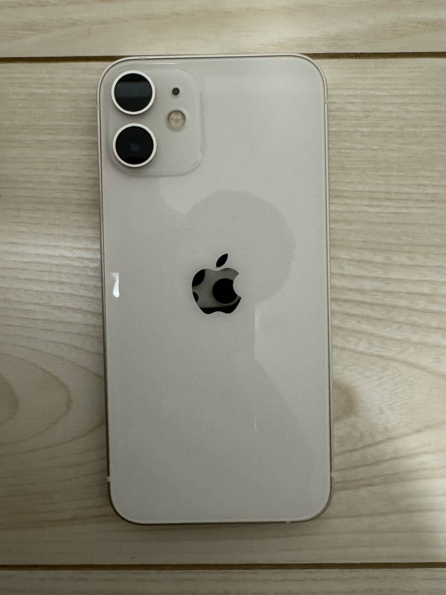 Apple iPhone 12 mini ホワイト 128GB SIMフリー 中古_本体背面