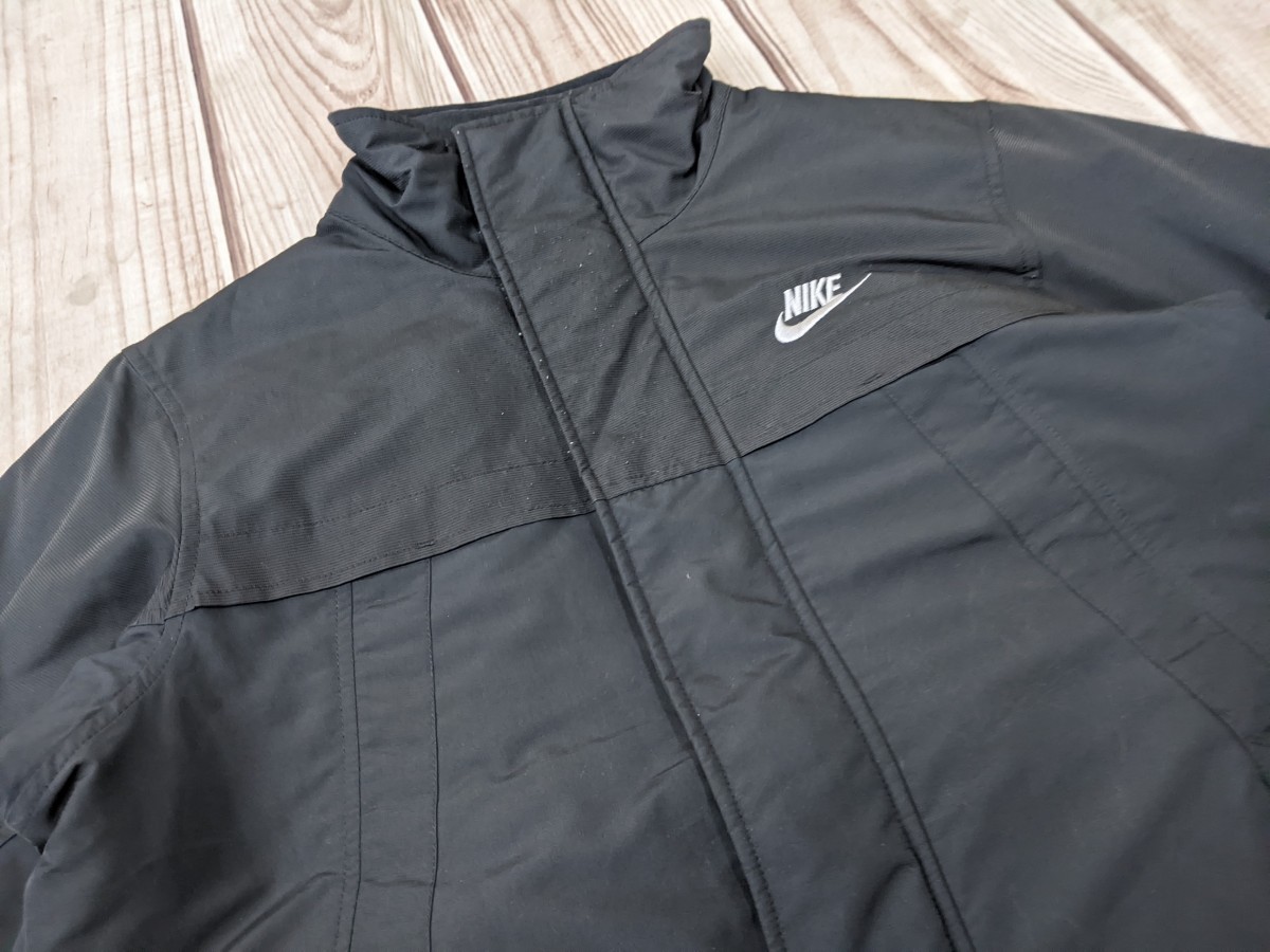 12．00s NIKE ナイキ　中綿入りナイロンジャンパー ジャケットブルゾン　メンズ M　黒グレーy507_画像1