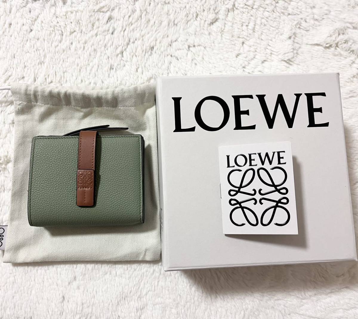 新品未使用 LOEWE ロエベ コンパクトジップウォレット 二つ折り財布