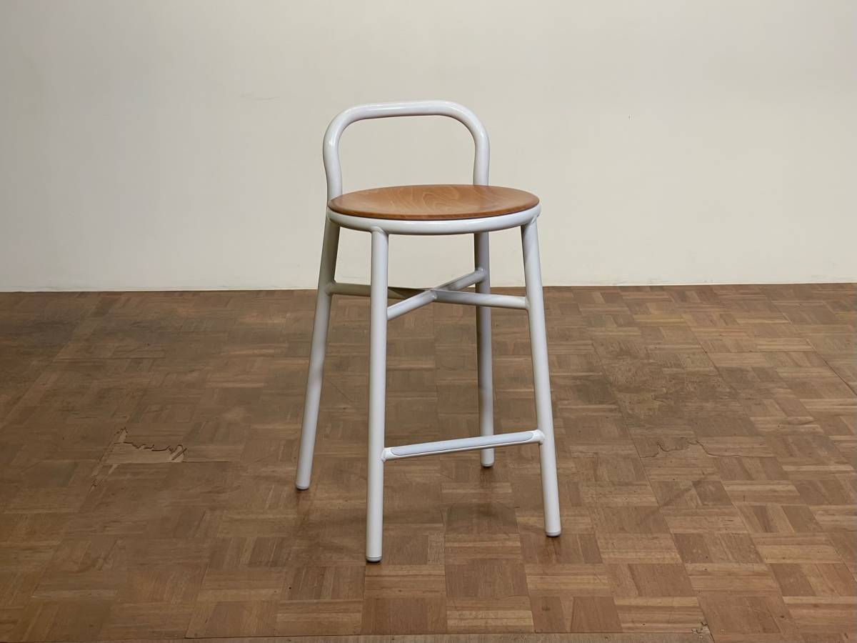 -sr232|MAGIS ジャスパー・モリソン PIPE STOOL PLYWOOD wh|マジス Jasper Morrison パイプスツール 名作 カフェ什器 カウンターチェア