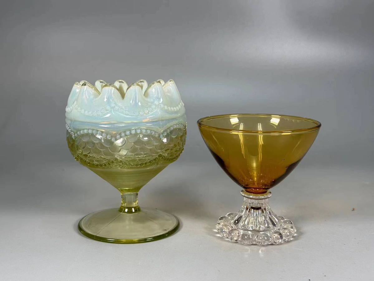 B0204 ガラス脚付杯2点 ゴブレット杯 アイスクリームカップ ガラス工芸 時代物_画像2