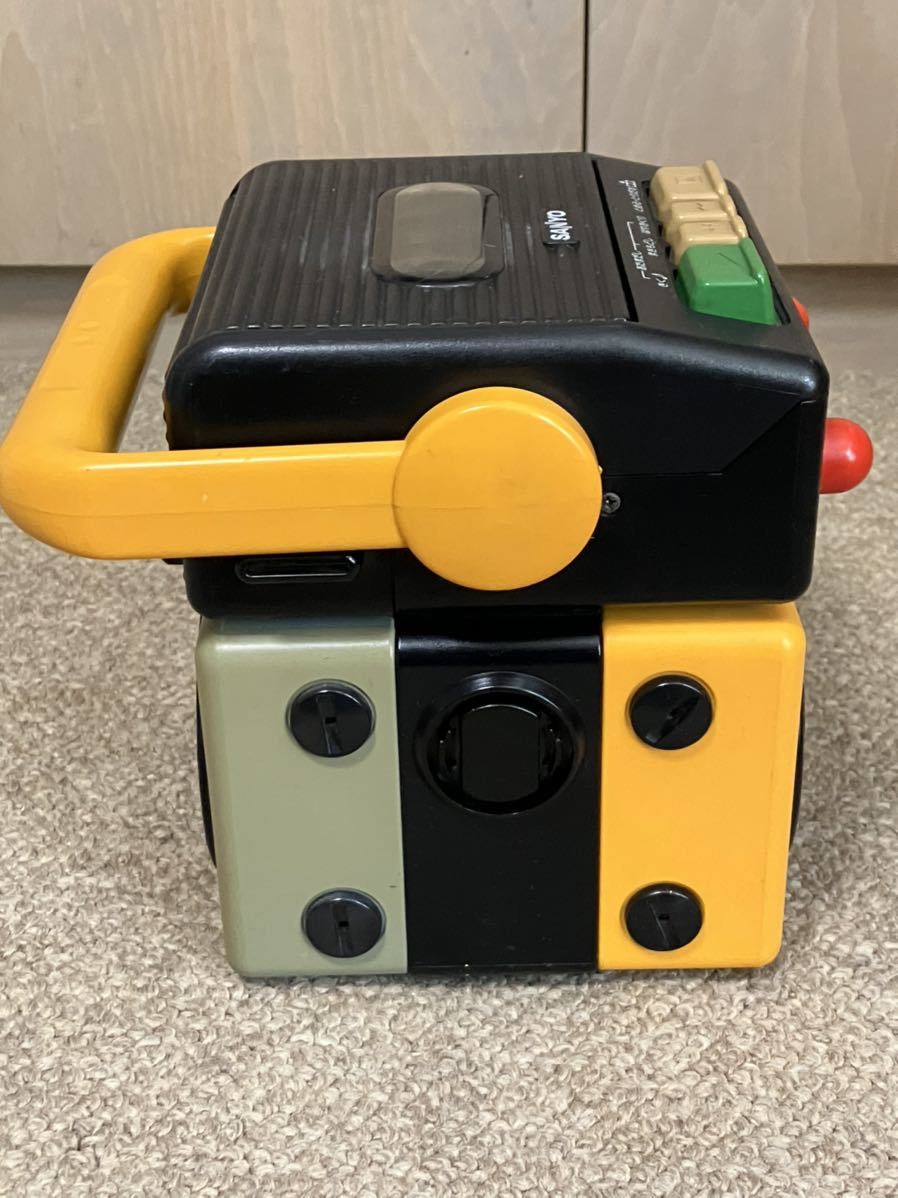 SANYO ROBO for curious KIDS ROBO-05 サンヨー ロボ カセットプレーヤー パーティーカラオケ マイク付き 昭和レトロ ジャンク_画像6