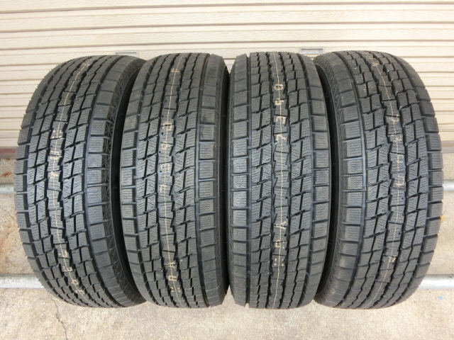 未使用　新品★ 225/70R16 ★ 4本セット!! ★ GOOD YEAR ★ ICENAVI SUV　CX-7・CX-5・エスクード・パジェロイオ・ハリアー・エレメント_画像1