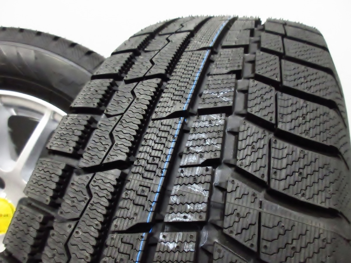 新品 未使用 Weds IRVINE F01 6.5J+30 PCD112-5穴 TOYO ウィンタートランパス TX 215/65R16 2023年スタッドレス アウディ Q3 VW ティグアン_画像5