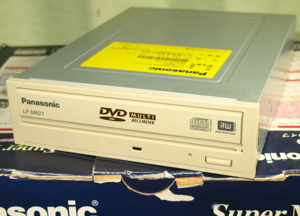 パナソニック LF-M821JD  IDE ( ATA / ATAPI ) 接続  DVDマルチドライブ  元箱 / ソフトウェア付属   中古の画像2