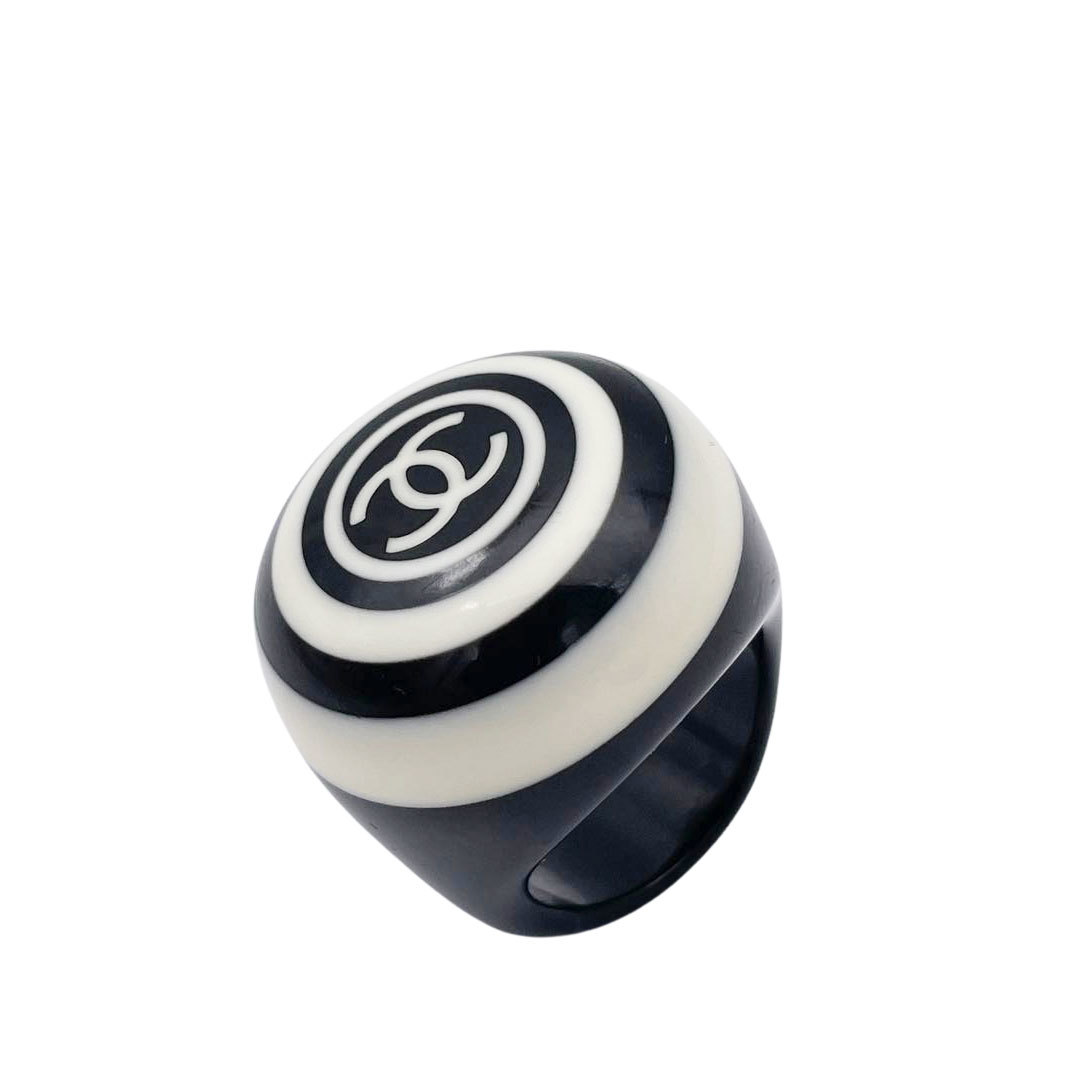 CHANEL シャネル プラスチックリング 指輪 ココマーク ブラック/ホワイト 約12号