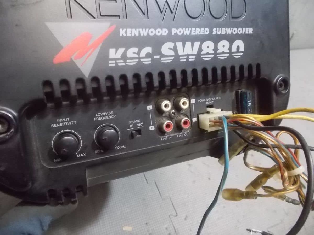 * super-discount!*KENWOOD Kenwood KSC-SW880 subwoofer subwoofer amplifier built-in audio / Q2-948