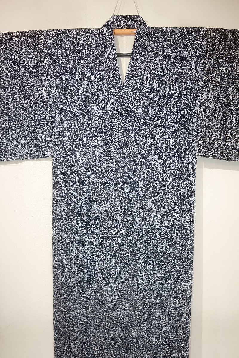 .8420 Edo book@. cloth tailoring man single . kimono yukata .67 height 144К note . two -ply pattern white ground . grey . navy blue color. the smallest rubbish pattern 