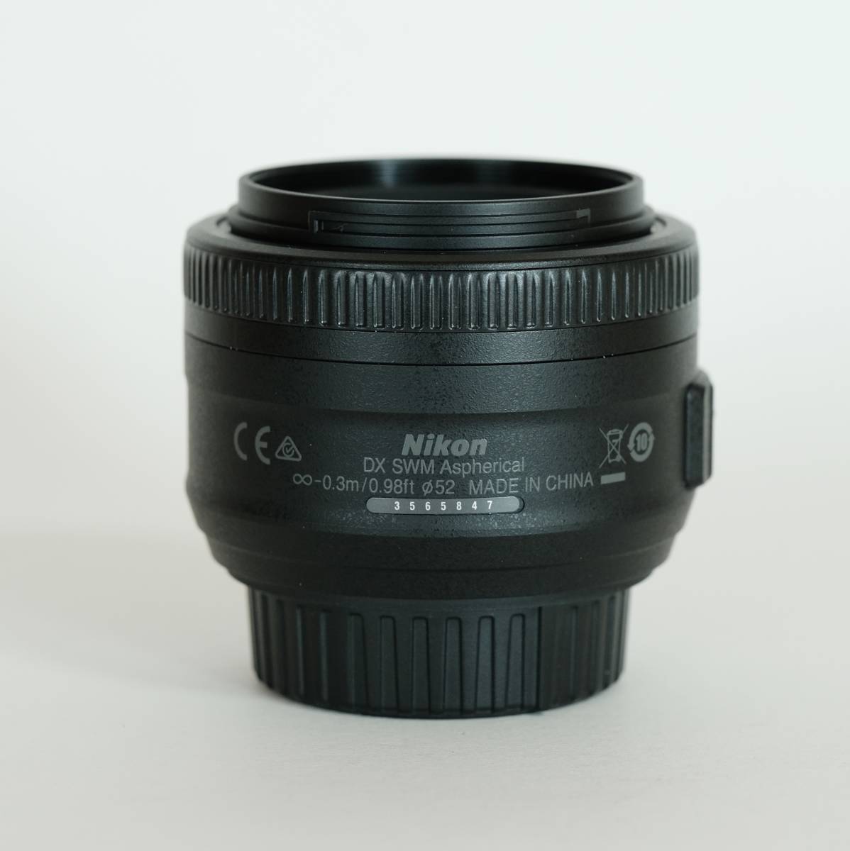 [極美品] Nikon AF-S DX NIKKOR 35mm f/1.8G / ニコンFマウント / 単焦点レンズ / APS-C_画像4