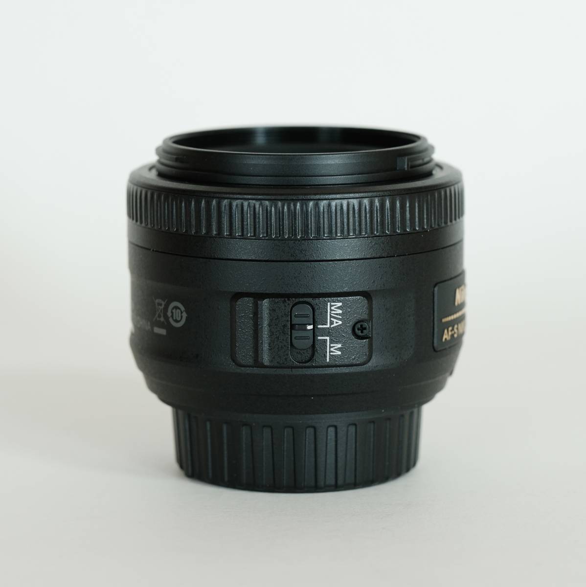[極美品] Nikon AF-S DX NIKKOR 35mm f/1.8G / ニコンFマウント / 単焦点レンズ / APS-C_画像5