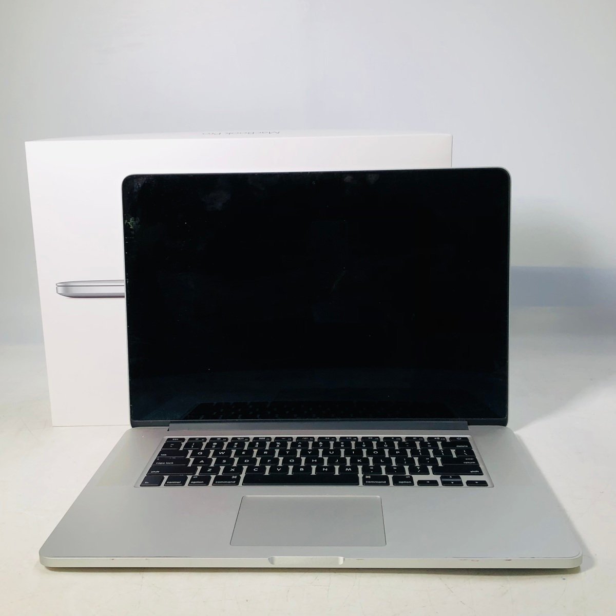 ジャンク MacBook Pro Retina 15インチ (Mid 2015) Core i7 2.5GHz/16GB MJLT2J/A_画像1