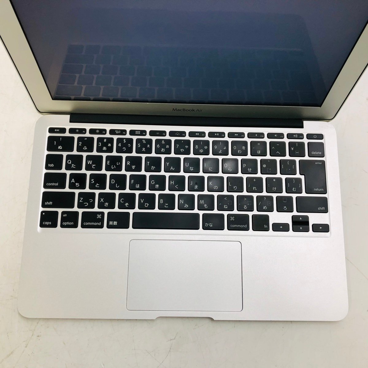 ジャンク MacBook Air 11インチ (Mid 2012) Core i5 1.7GHz/4GB/SSD 128GB MD224J/A_画像2