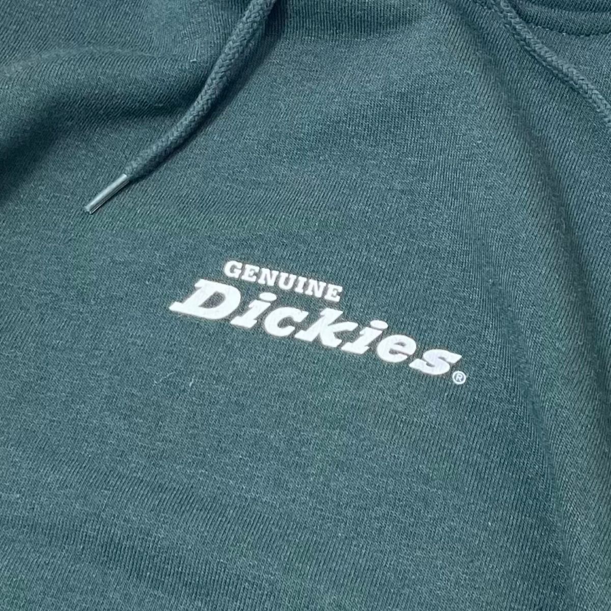 新品ダグ付き☆ Dickies ディッキーズ　裏起毛バックプリント　プルオーバー　Mサイズ　ユニセックス