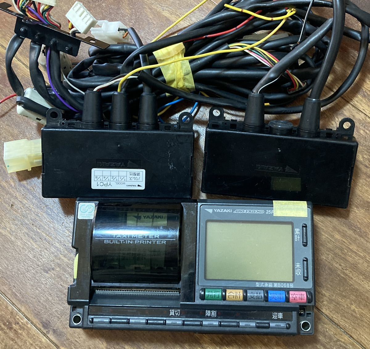 即決 送料込 矢崎 タクシーメーター アロフレンド25P2 中古良品 即決 送料込 矢崎 タクシーメーター アロフレンド25P2 中古良品