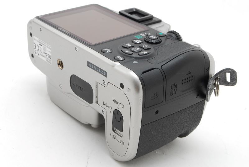 ペンタックス PENTAX デジタル一眼レフカメラ K−5 K-5 SILVER SPECIAL EDITION☆箱一式_画像8