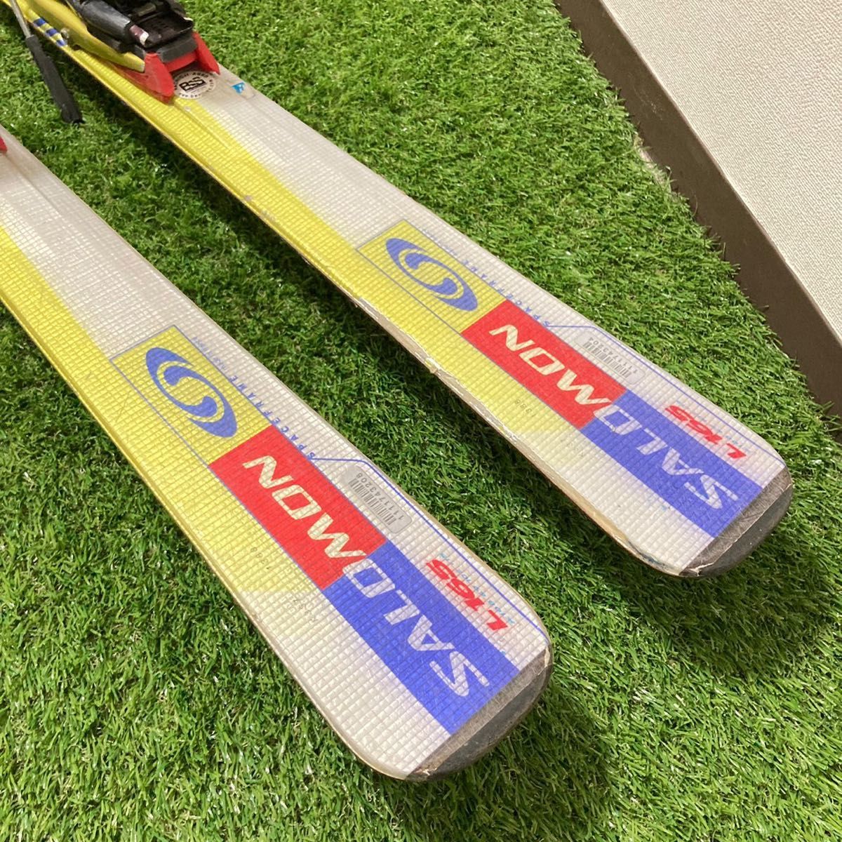 SALOMON サロモン demo 3V スキー板 165cm 白|Yahoo!フリマ(旧 SALOMON サロモン demo 3V スキー板 165cm 白|Yahoo!フリマ(旧