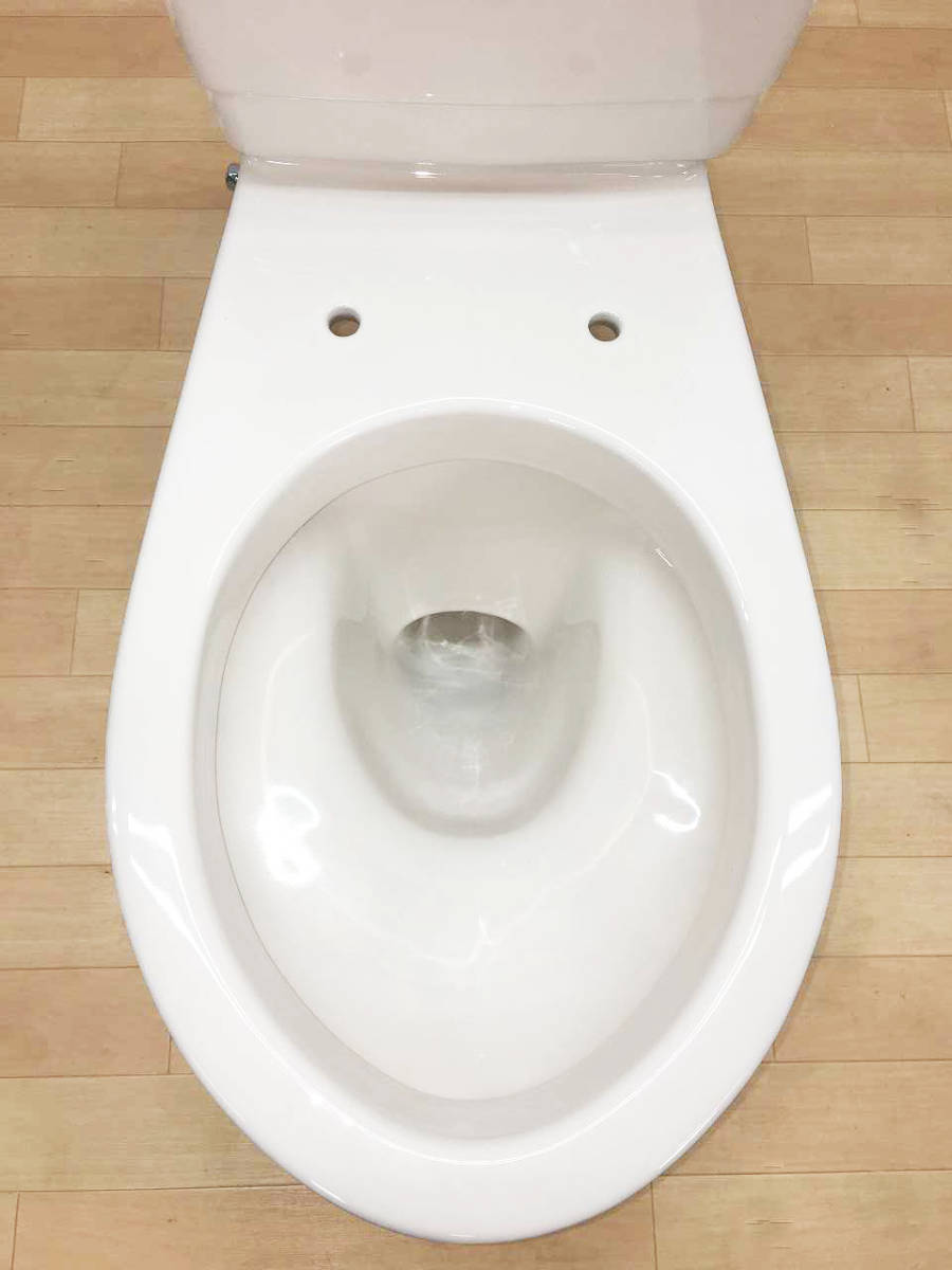 美品】TOTO トイレ 洋式便器 (床下排水) 「CS670B」とタンク 美品】TOTO トイレ 洋式便器 (床下排水) 「CS670B」とタンク