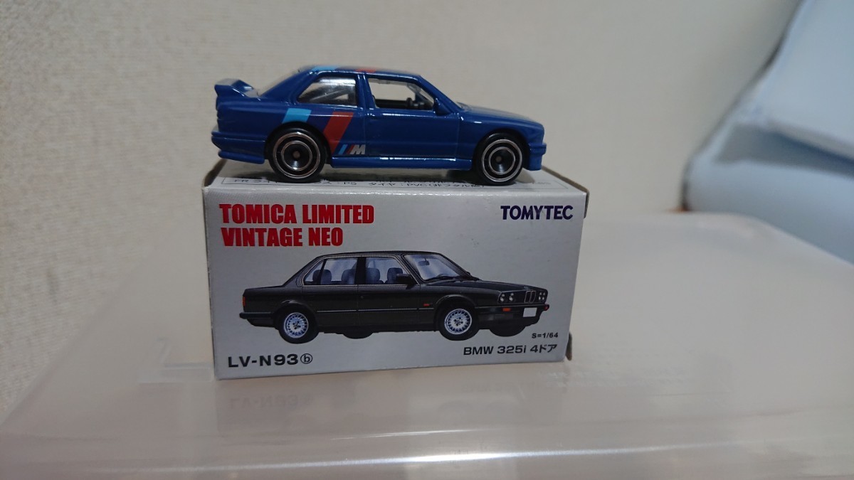  TOMICAMA LIMITED VINTAGE NEO BMW 325(E30) 4ドア 黒系カラー 開封未使用品 トミカリミテッド オマケ:E30M3ミニカー_画像1