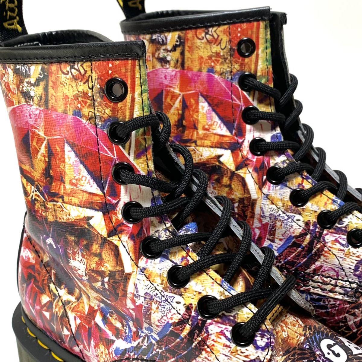 ☆美品 ドクターマーチン × CBGB&OMFUG コラボ 1460 総柄 ８ホール レースアップ ブーツ UK4 別注 Dr.Martens ギブソン ロック パンク