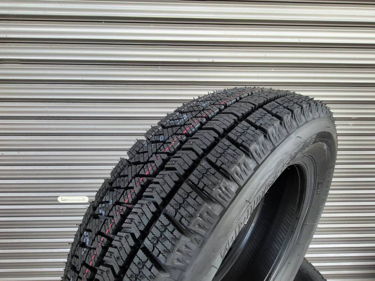 新品　ブリヂストン　スタッドレスタイヤ　VRX2　155/65R14　2023年製　4本セット！在庫あり！ワゴンR・スペーシア他　軽自動車に_画像4