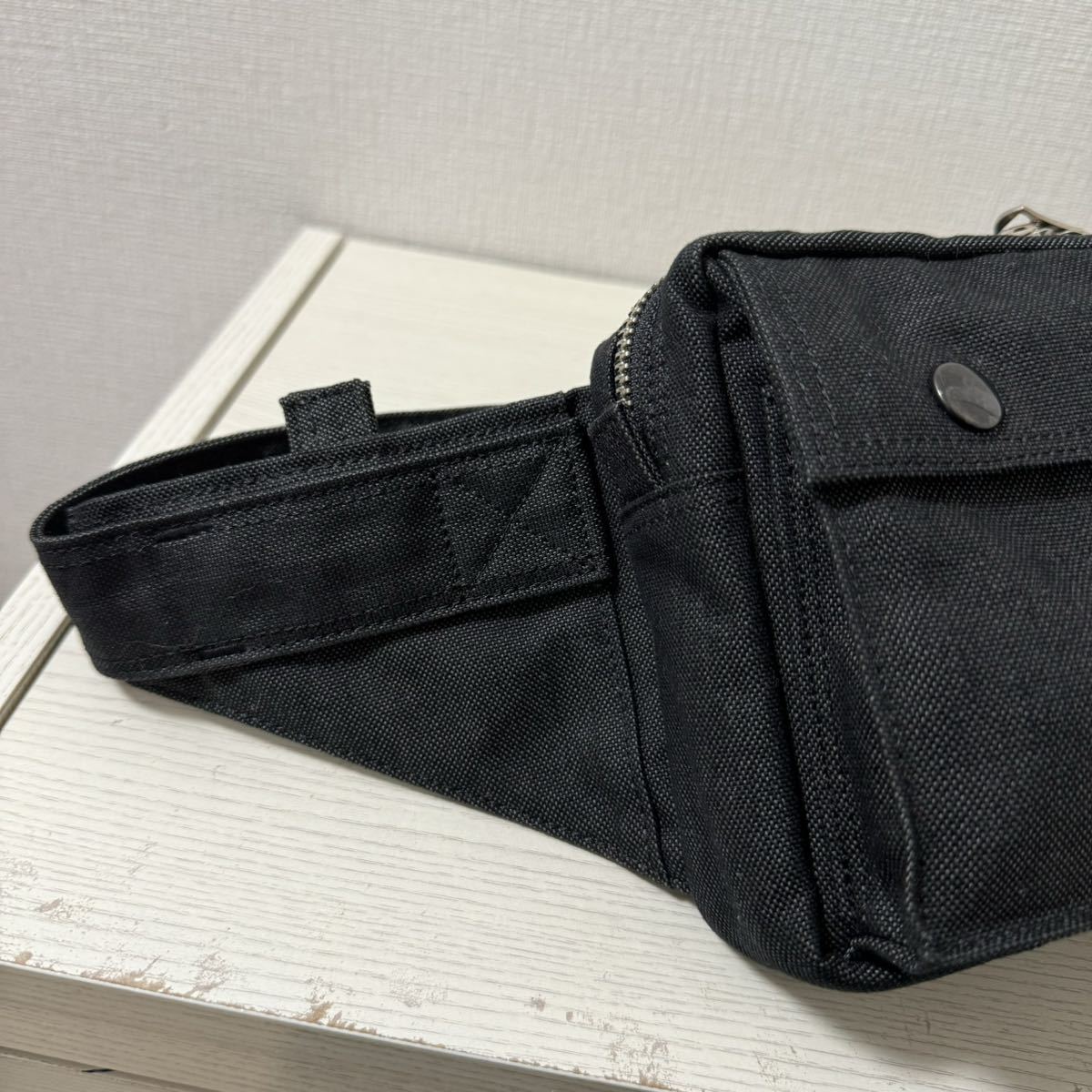 【大幅値下げ】【新品同様】定価30800円　PORTER ポーター スモーキー SMOKY ボディバッグ 592-07507 ブラック　黒　ウエストバッグ_画像6