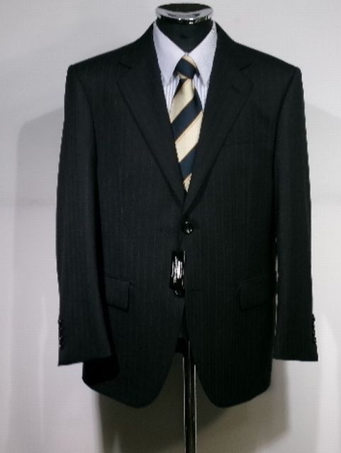 【Business suit】《総裏スーツ》◆仕立て良◆売れ筋商品◆ビジネスにお勧め◆ワンタック スーツ◆ 濃紺　ストライプ◆4489　AB7