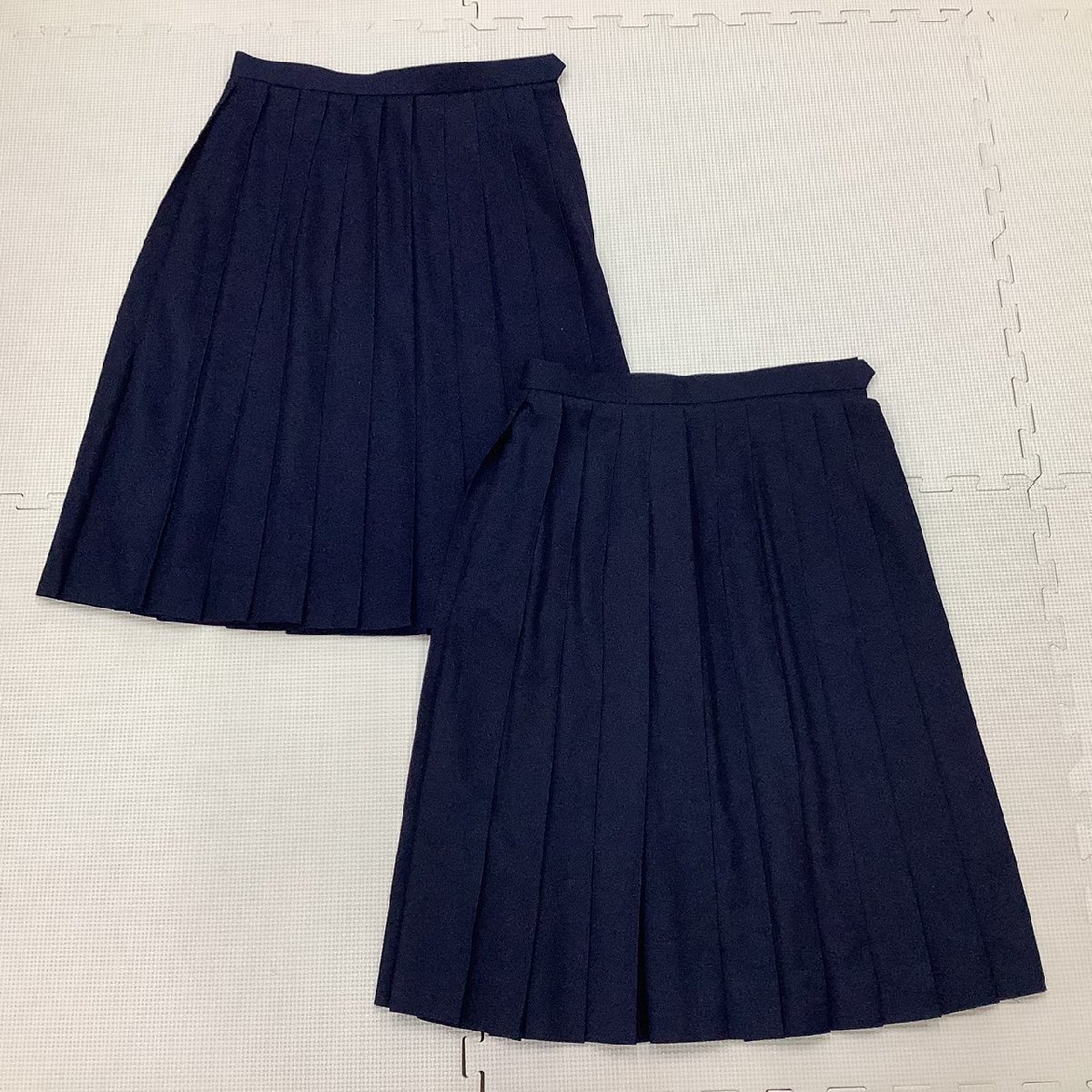 I206/Y(中古)福島県 郡山商業高校 女子制服5点 /L-/M/W66/丈63/セーラー/スカート/ブラウス/クリーム色/紺/黒2本/白2本/夏服/冬服/学生服_画像4