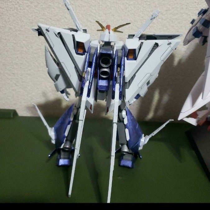 HG クスィーガンダム 完成品